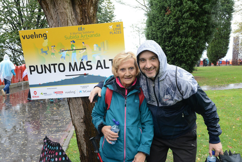 Foto 180 de la avituallamiento y mirador - Galería de la Subida a Artxanda 2019
